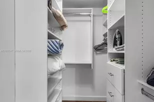 1200 Brickell Bay Dr, Miami, FL 33131 - Photo 23