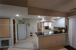 982 SW Airoso Blvd, Port Saint Lucie, FL 34983 - Photo 17
