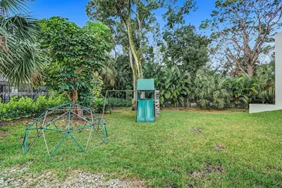 1759 SW 30th Pl, Fort Lauderdale, FL 33315 - Photo 23