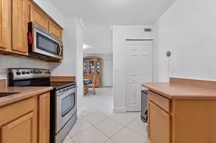 6770 Indian Creek Dr, Miami Beach, FL 33141 - Photo 5