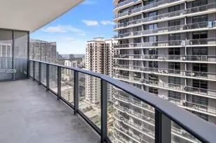 45 SW 9th St, Miami, FL 33130 - Photo 1