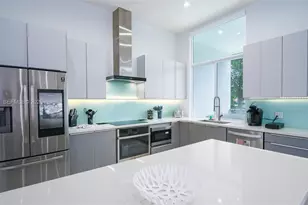 1759 SW 30th Pl, Fort Lauderdale, FL 33315 - Photo 35