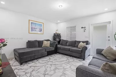 301 SW 36th Ave, Miami, FL 33135 - Photo 19