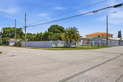 301 SW 36th Ave, Miami, FL 33135 - Photo 5