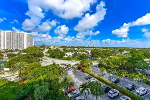 600 Parkview Dr, Hallandale Beach, FL 33009 - Photo 25