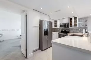 600 Parkview Dr, Hallandale Beach, FL 33009 - Photo 11
