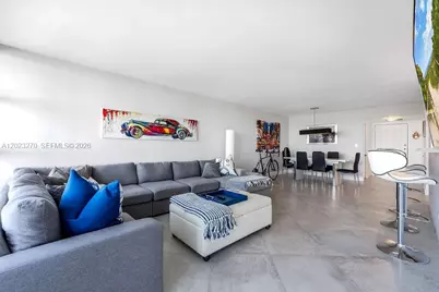 600 Parkview Dr #829, Hallandale Beach, FL 33009 - Photo 5