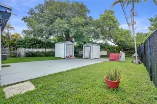 1020 NW 25th Ave, Fort Lauderdale, FL 33311 - Photo 17