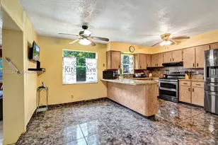 1020 NW 25th Ave, Fort Lauderdale, FL 33311 - Photo 5