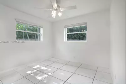 1020 NW 25th Ave, Fort Lauderdale, FL 33311 - Photo 15