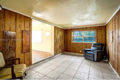 1020 NW 25th Ave, Fort Lauderdale, FL 33311 - Photo 11