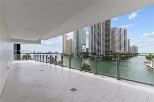 300 Biscayne Blvd Way, Miami, FL 33131 - Photo 3