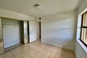 10893 NW 7th St, Miami, FL 33172 - Photo 23