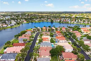 15657 NW 12th Manor, Pembroke Pines, FL 33028 - Photo 37
