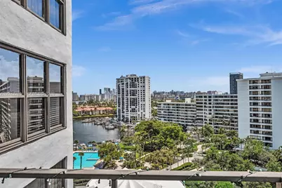 2500 Parkview Dr #1514, Hallandale Beach, FL 33009 - Photo 3