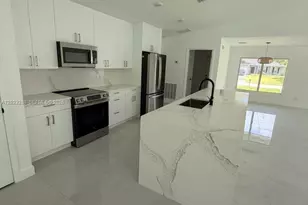 8636 100th Ct, Vero Beach, FL 32967 - Photo 9