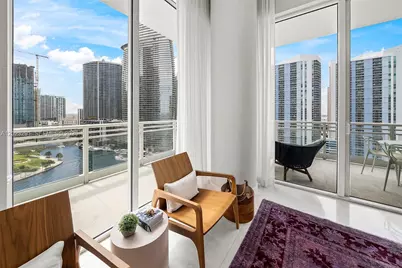 900 Brickell Key Blvd #1801, Miami, FL 33131 - Photo 3