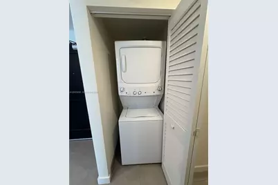 [Address not provided], North Miami Beach, FL 33160 - Photo 13