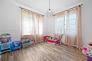 1792 SW 11th St, Miami, FL 33135 - Photo 15
