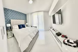 79 SW 12th St, Miami, FL 33130 - Photo 15