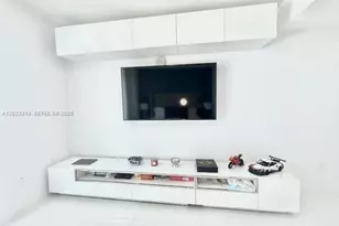 79 SW 12th St, Miami, FL 33130 - Photo 17