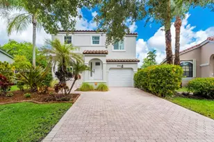 690 NW 159th Ln, Pembroke Pines, FL 33028 - Photo 1