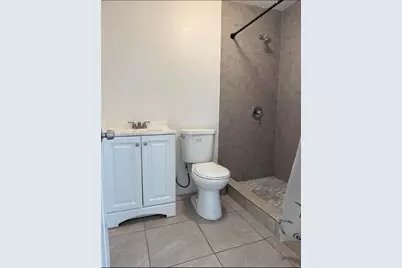 1360 NW 9th St #1, Homestead, FL 33030 - Photo 5