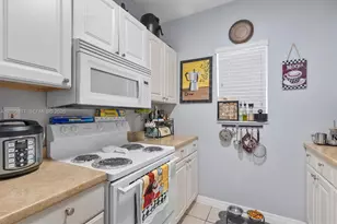 399 NW 72nd Ave, Miami, FL 33126 - Photo 3