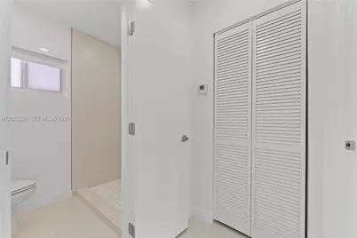 13185 Emerald Dr #2, North Miami, FL 33181 - Photo 9
