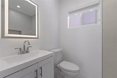 13185 Emerald Dr #2, North Miami, FL 33181 - Photo 11