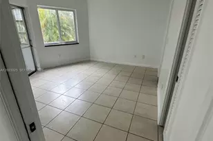 1643 NE Miami Gardens Dr, Miami, FL 33179 - Photo 5