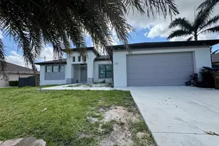 113 NW 38th Pl, Cape Coral, FL 33993 - Photo 1