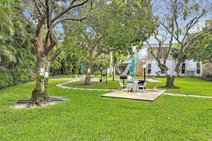 1000 NE 14th Ave, Hallandale Beach, FL 33009 - Photo 17