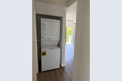 763 SW 5th St #304, Miami, FL 33130 - Photo 11