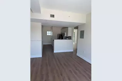 763 SW 5th St #304, Miami, FL 33130 - Photo 7