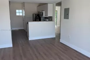 763 SW 5th St, Miami, FL 33130 - Photo 9