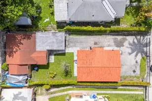 94 NW 69th St, Miami, FL 33150 - Photo 47