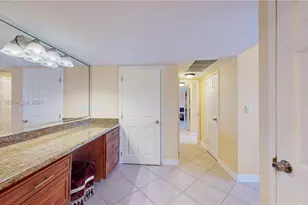 3140 S Ocean Dr, Hallandale Beach, FL 33009 - Photo 23