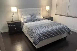 990 Meridian Ave, Miami Beach, FL 33139 - Photo 3