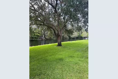 578 Woodgate Cir #E, Sunrise, FL 33326 - Photo 19