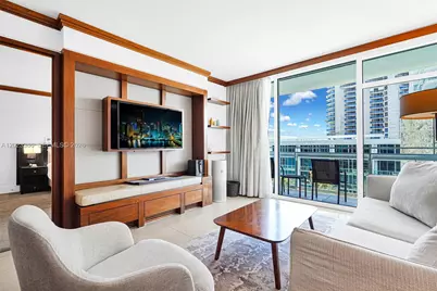 6801 Collins Ave #611 (Door 610), Miami Beach, FL 33141 - Photo 9