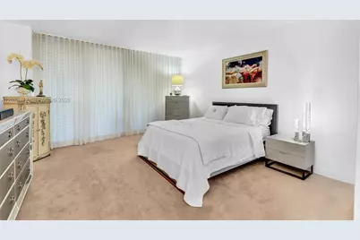 2000 Island Blvd #305, Aventura, FL 33160 - Photo 35