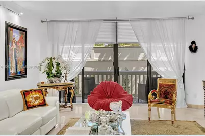 2000 Island Blvd #305, Aventura, FL 33160 - Photo 5