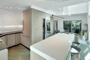 734 Michigan Ave, Miami Beach, FL 33139 - Photo 15