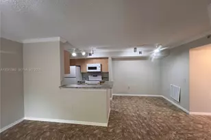 2496 Centergate Dr, Miramar, FL 33025 - Photo 5