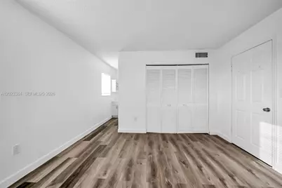 2011 Bay Dr #8, Miami Beach, FL 33141 - Photo 11