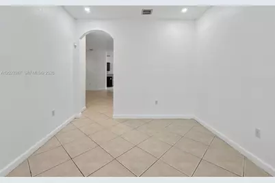 9267 SW 220th Ter, Cutler Bay, FL 33190 - Photo 5