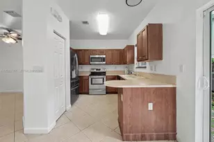 9267 SW 220th Terrace, Cutler Bay, FL 33190 - Photo 15