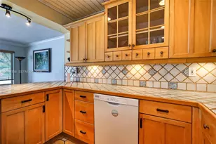 2730 Sherman St, Hollywood, FL 33020 - Photo 17