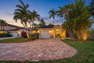 14421 SW 155th Pl, Miami, FL 33196 - Photo 1